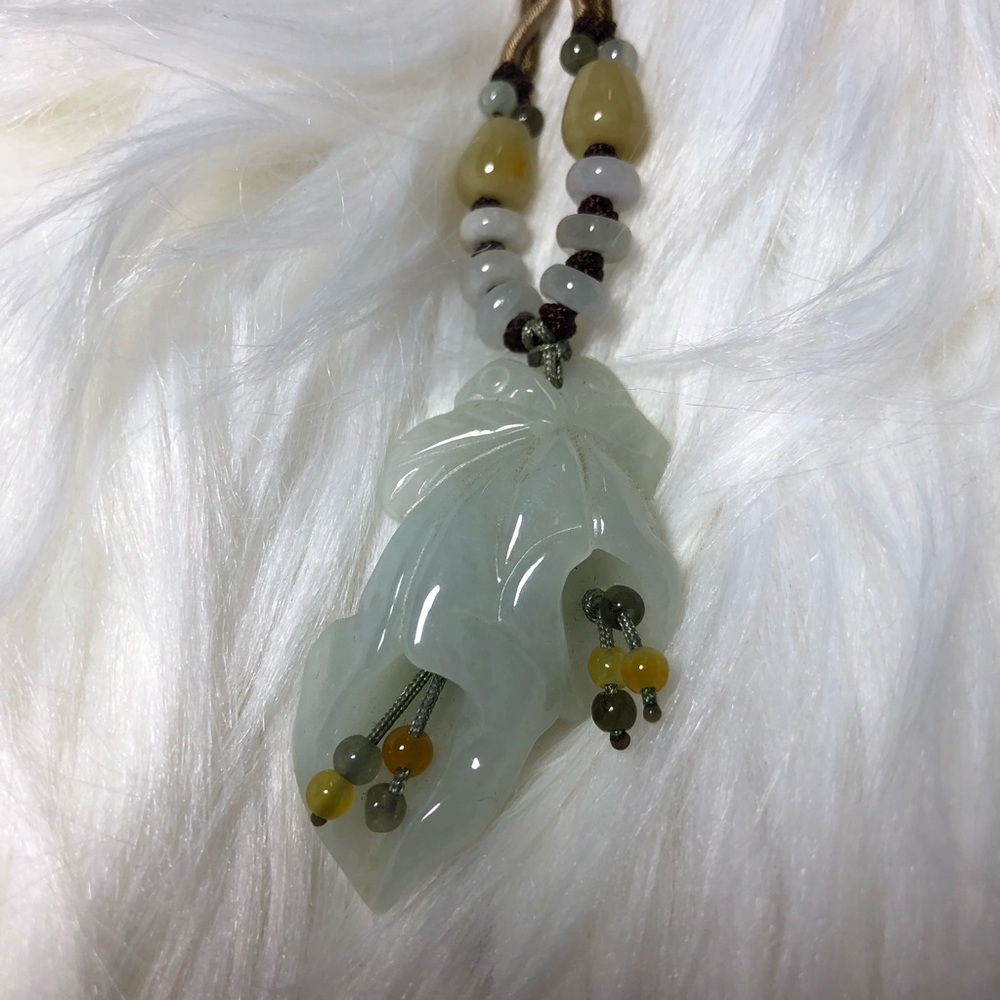 Jade bellflower woven necklace